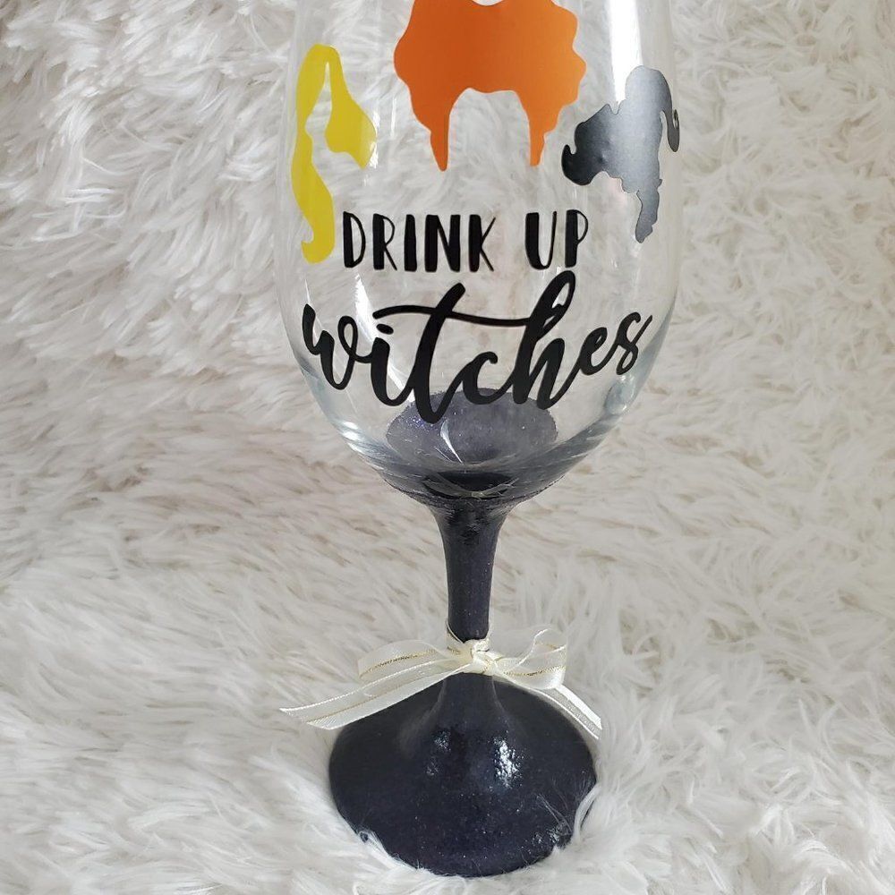 Hocus Pocus Glitter Stem Wine Glass